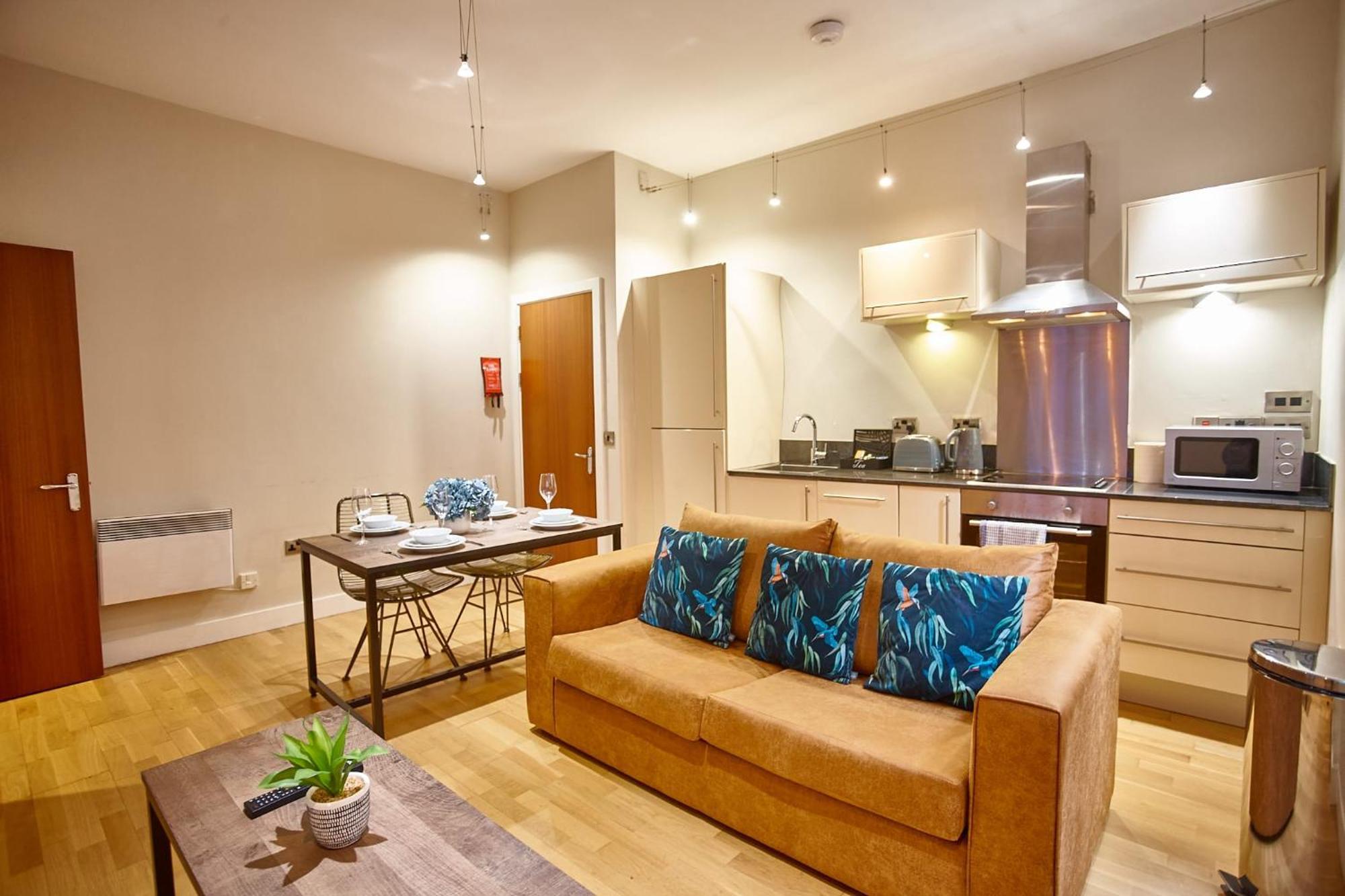 The Jade Suite Манчестер Экстерьер фото